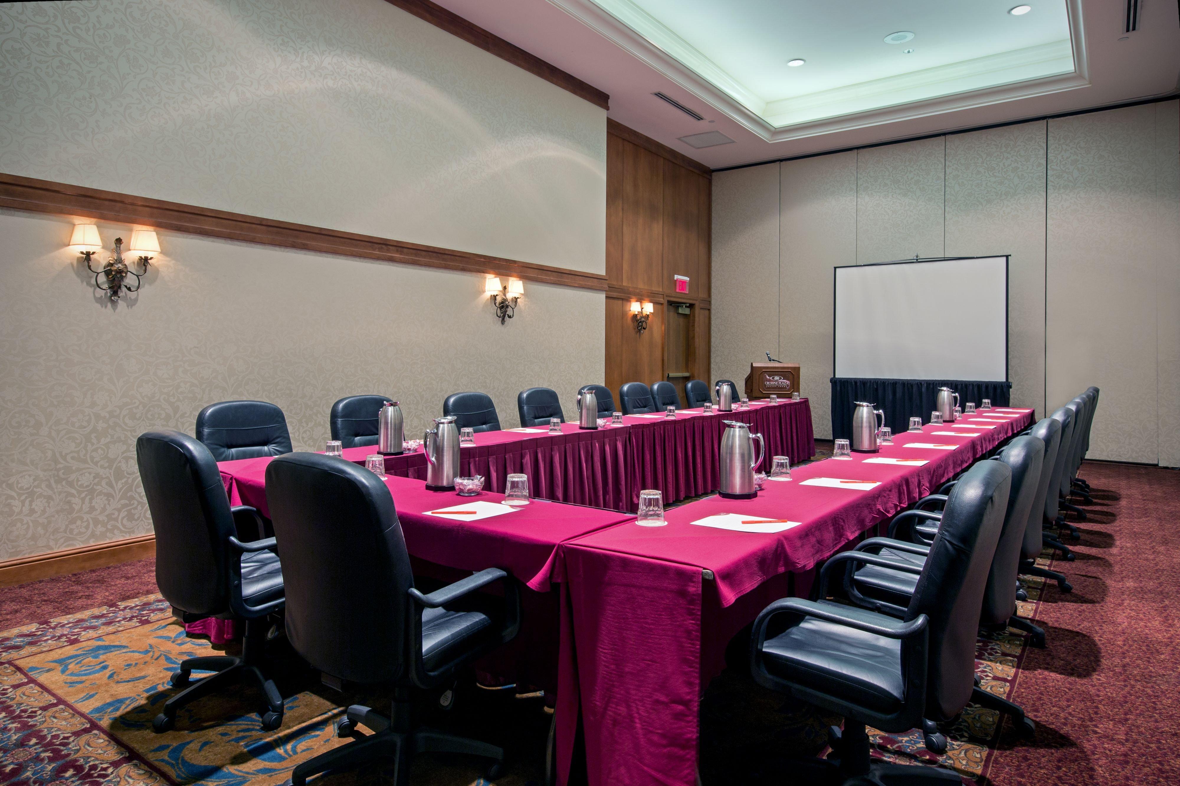 Hotel Crowne Plaza Philadelphia King Of Prussia Esterno foto