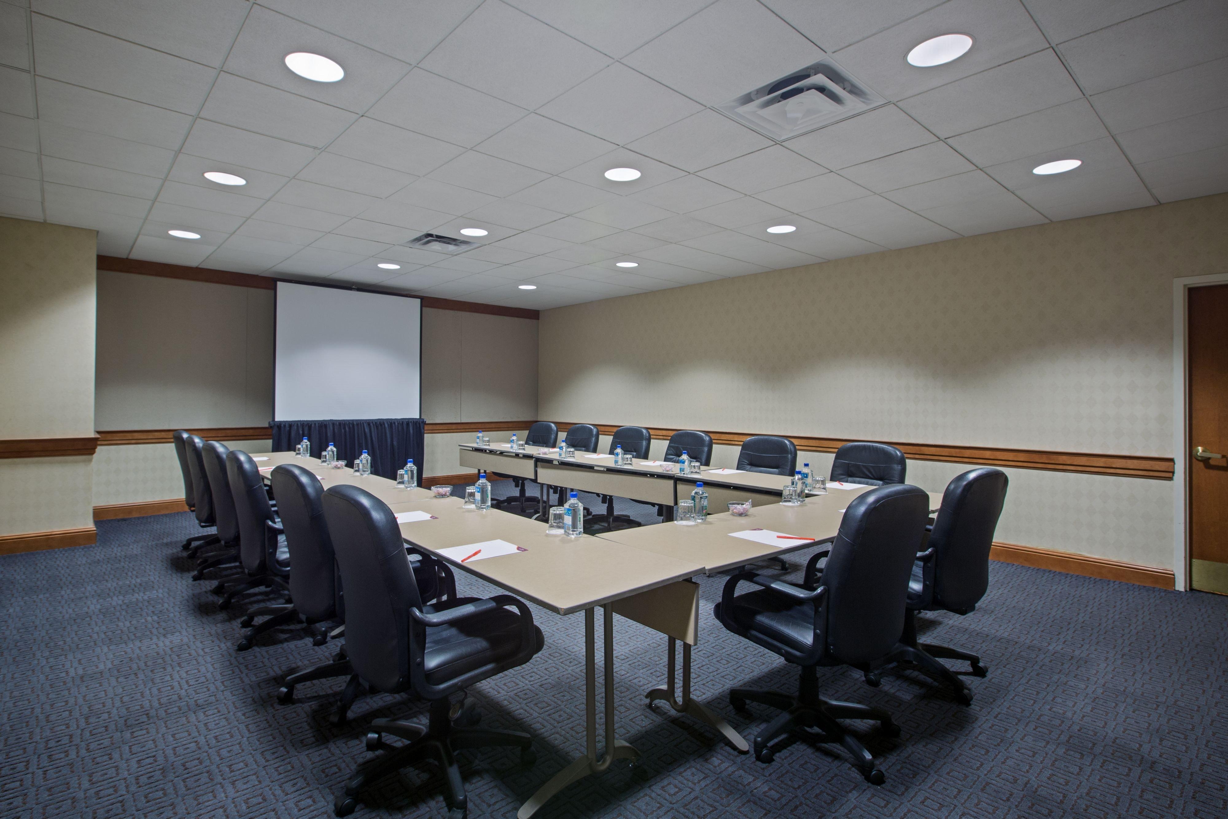 Hotel Crowne Plaza Philadelphia King Of Prussia Esterno foto