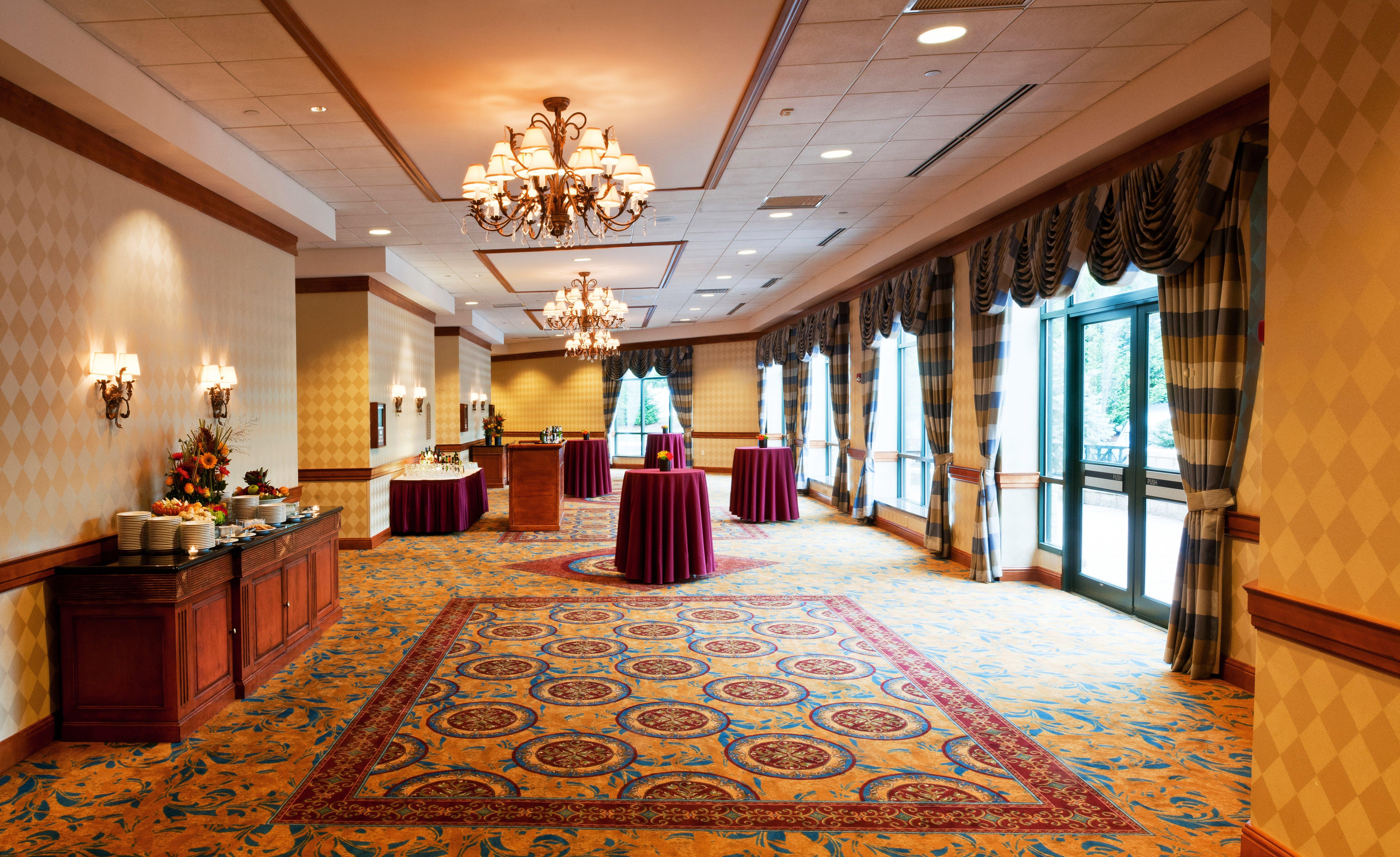 Hotel Crowne Plaza Philadelphia King Of Prussia Esterno foto
